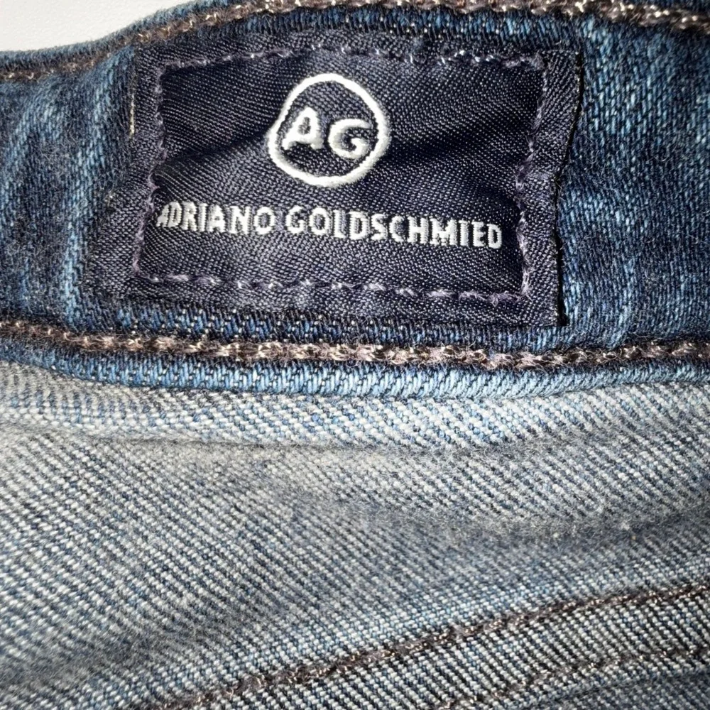 AG ADRIANO GOLDSCHMIED Prima Mid Rise Dark Wash Cigarette‎ Jeans Size 30R